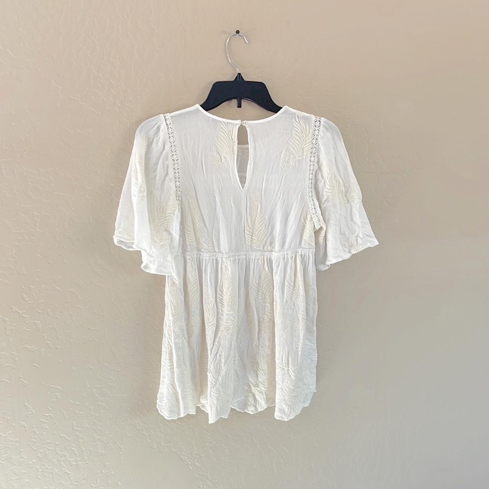 🌿Final Sale Pale Sky Embroidered Ivory Top - Picture 5 of 8